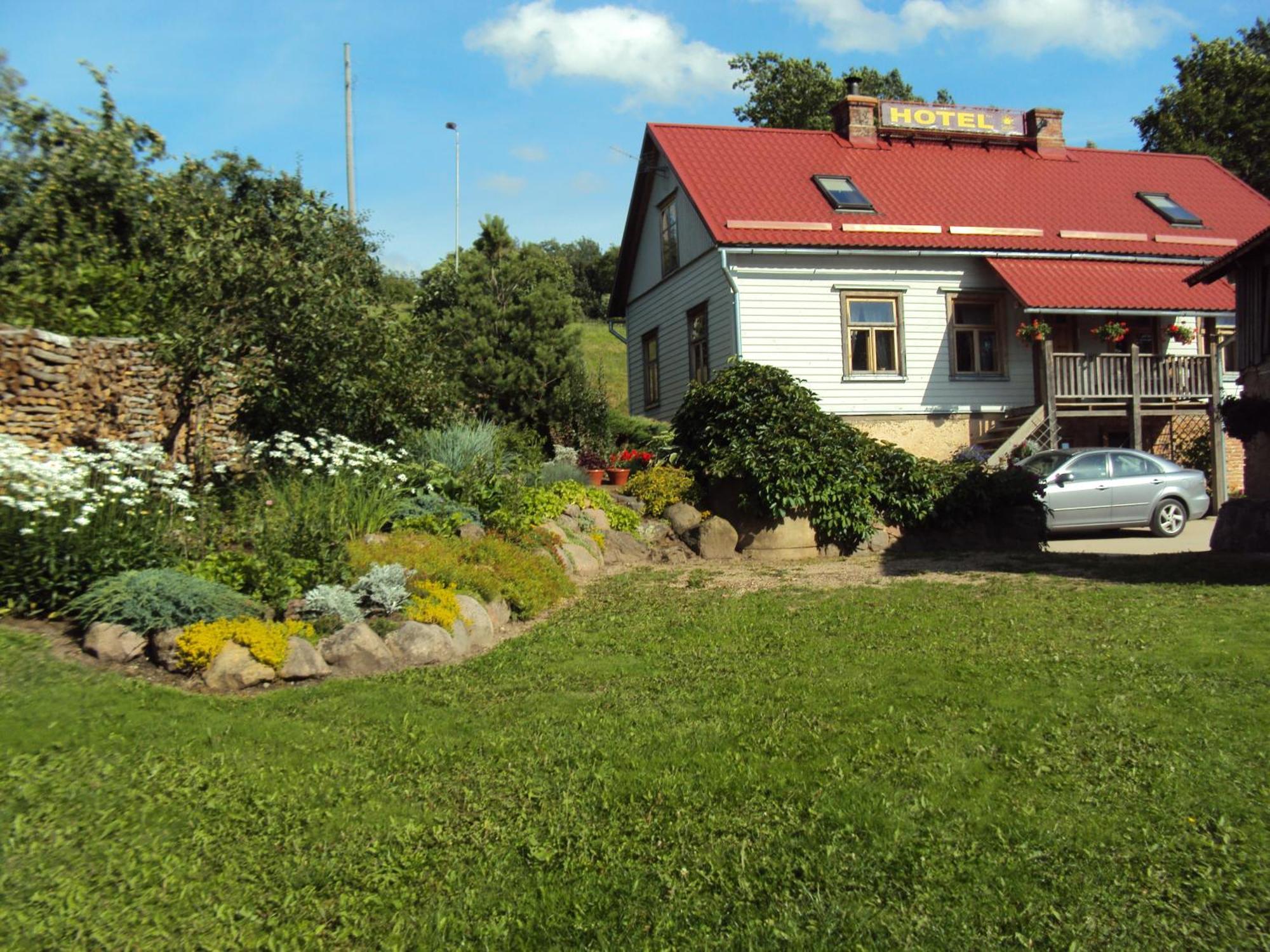 Hotel Saule Talsi Esterno foto